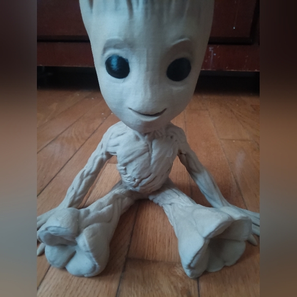 Disney Guardians of the Galaxy Groot sitting - Picture 3 of 8